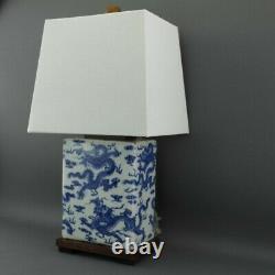Ralph Lauren Chinese Dragon Porcelain Traditional Meredith Table Lamp AM24